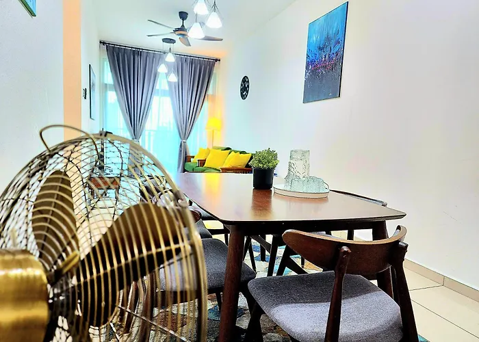 Legasi Kampung Baru Guest House By Rumahrehat Twin Tower View